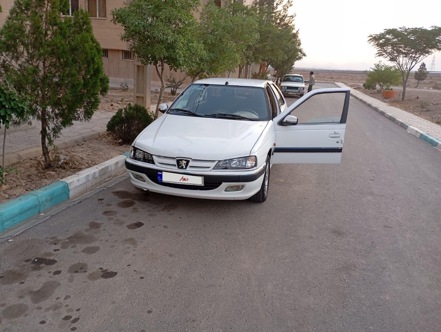 خودرو پژو، پارس آگهی ann_18637621