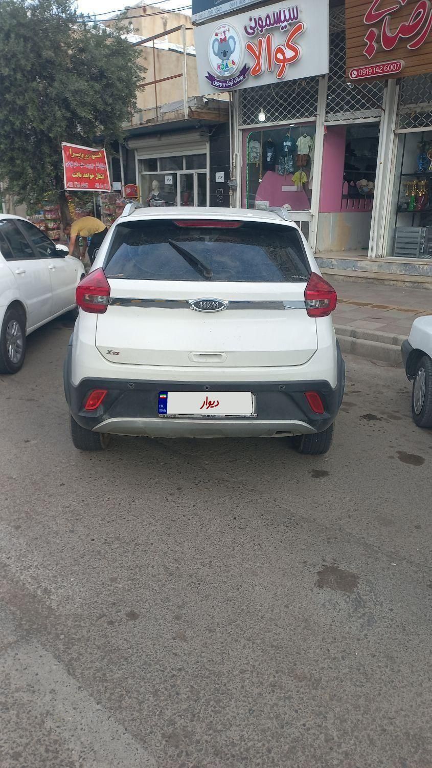 ام وی ام X22 دنده‌ای لاکچری - 1397