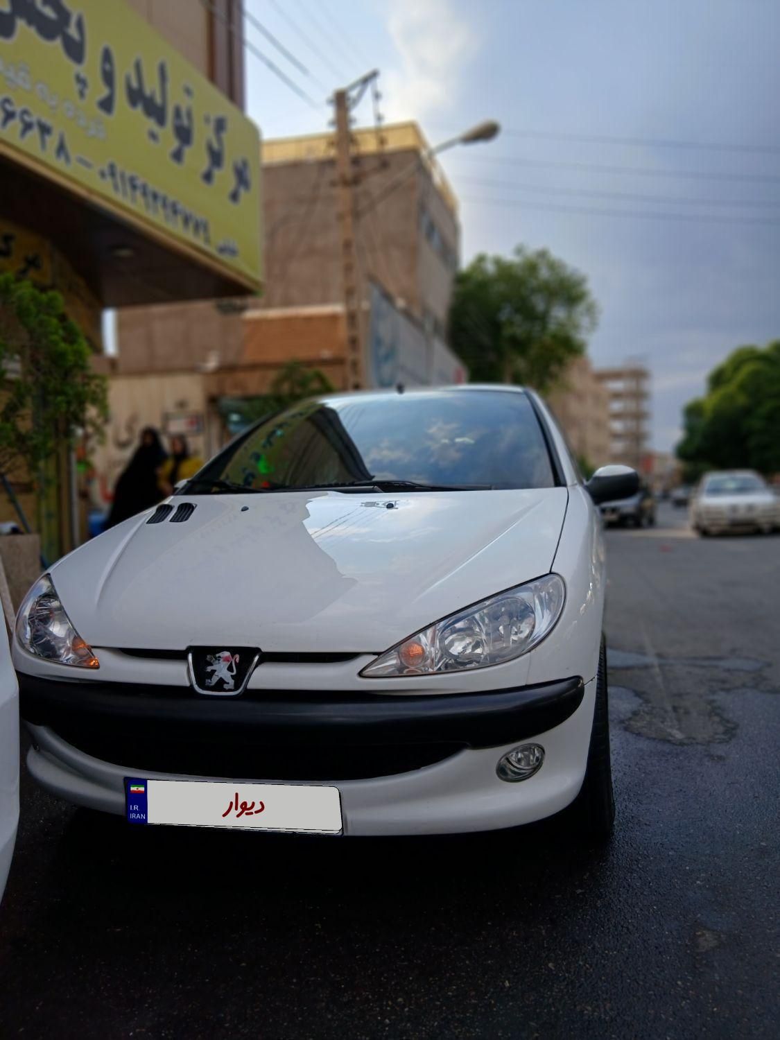 پژو ۲۰۶ صندوق دار v8 - 1395