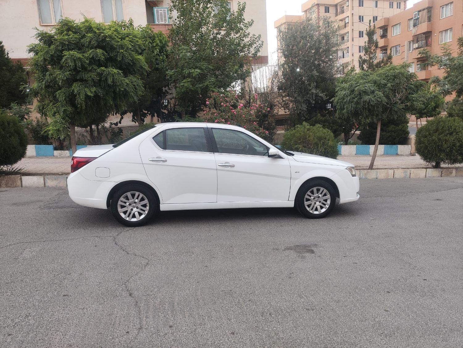 خودرو دنا، پلاس آگهی ann_18637897