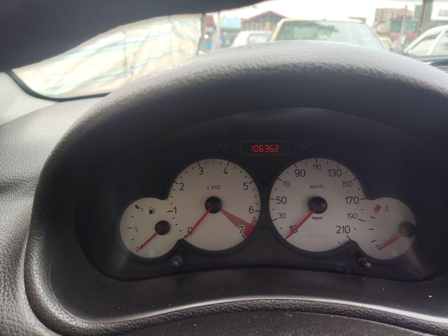 پژو ۲۰۶ صندوق دار v8 - 1398