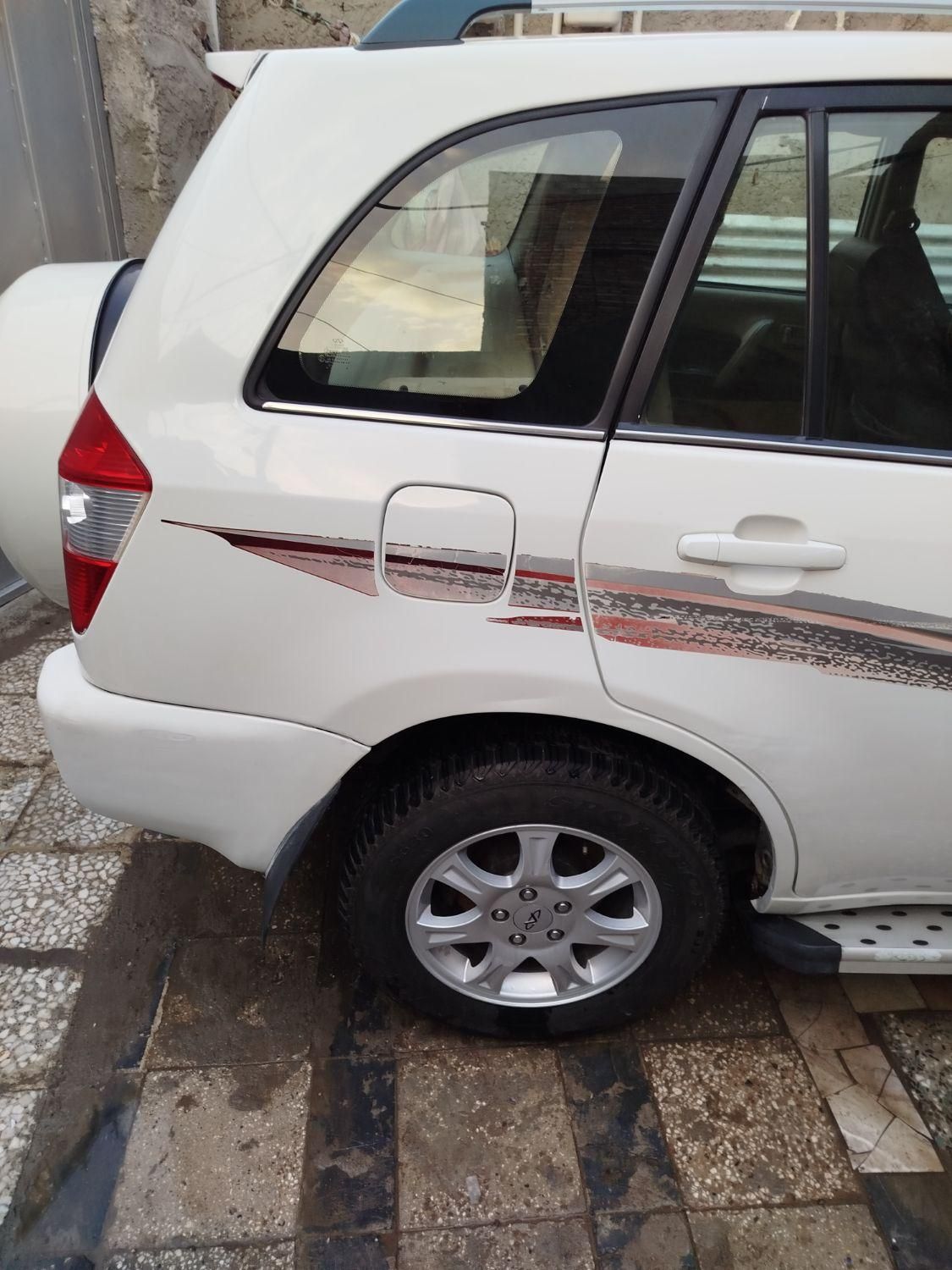 ام وی ام X33 دنده‌ای ساده - 1391