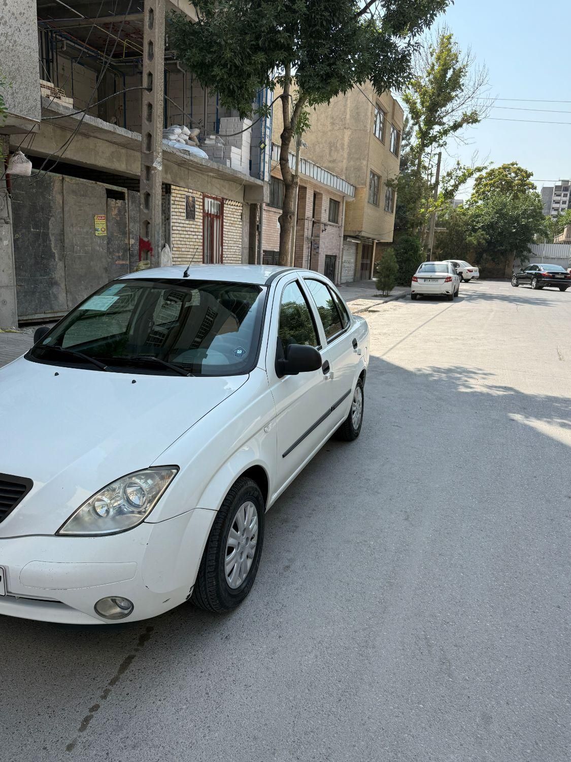 تیبا صندوق دار SX - 1400