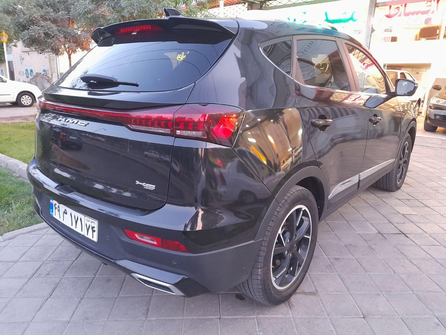 کی ام سی X5 ۱.۵ لیتر توربو - 2024