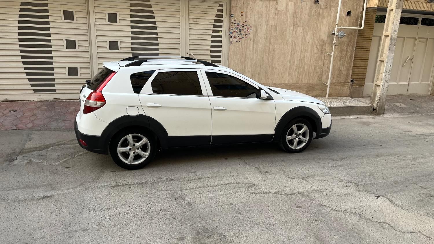 دانگ فنگ H30 کراس اتوماتیک - 1396
