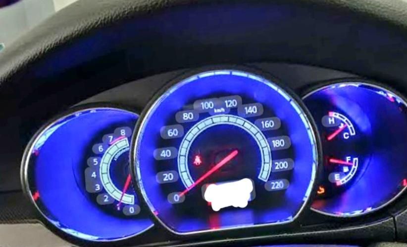 جک J5 اتوماتیک - 1395