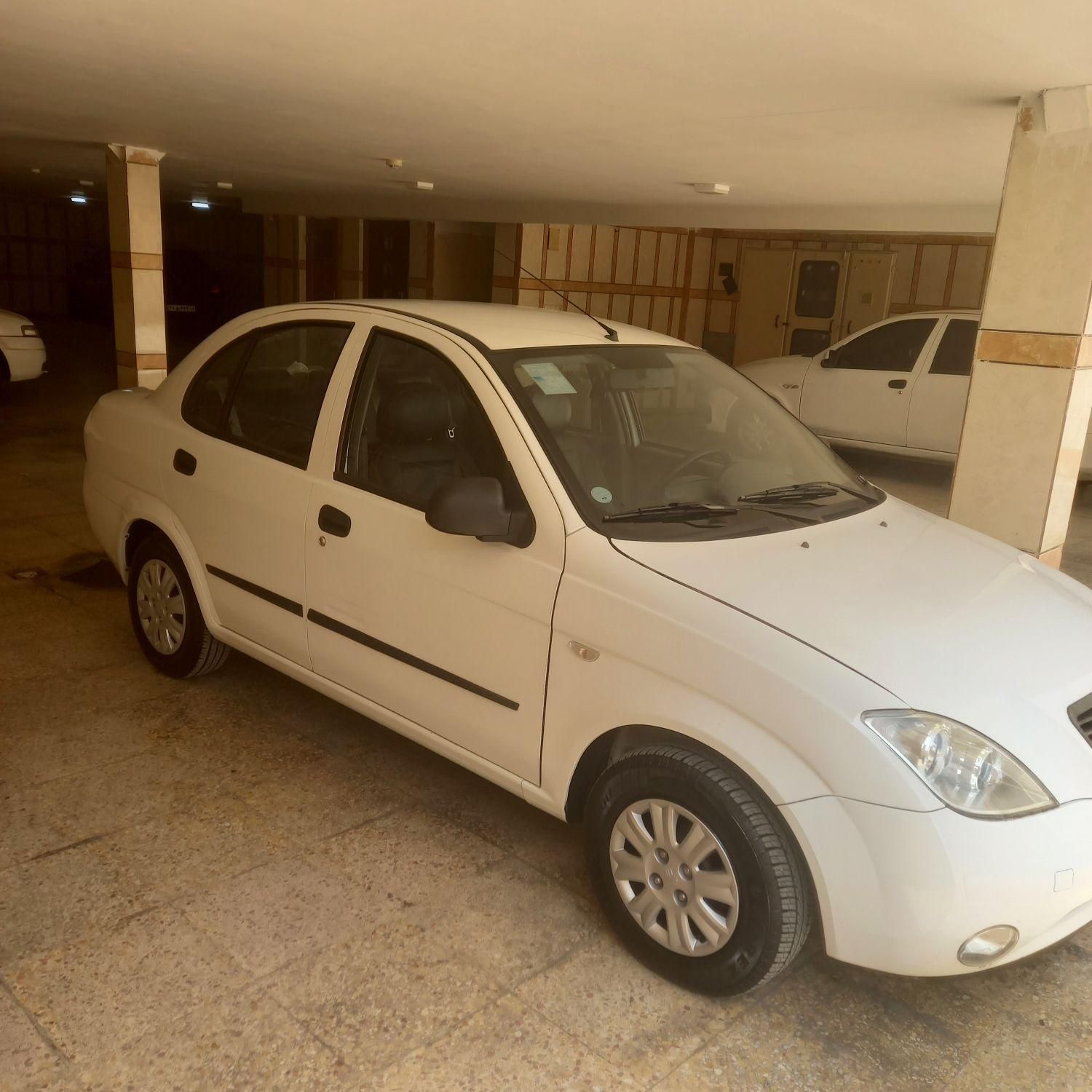 تیبا صندوق دار SX - 1401