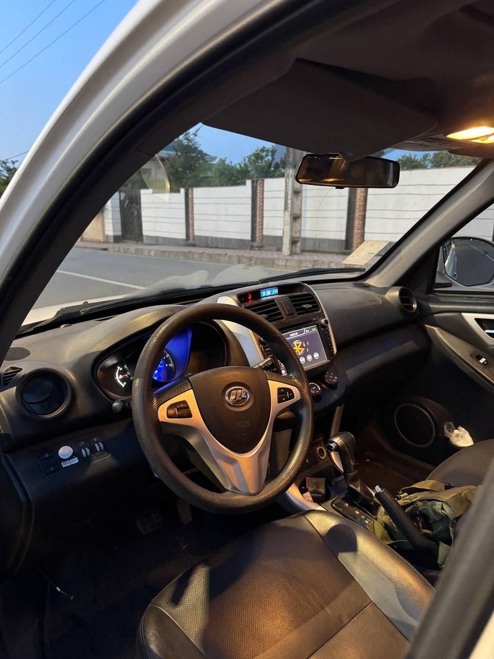 لیفان X60 اتوماتیک - 1396