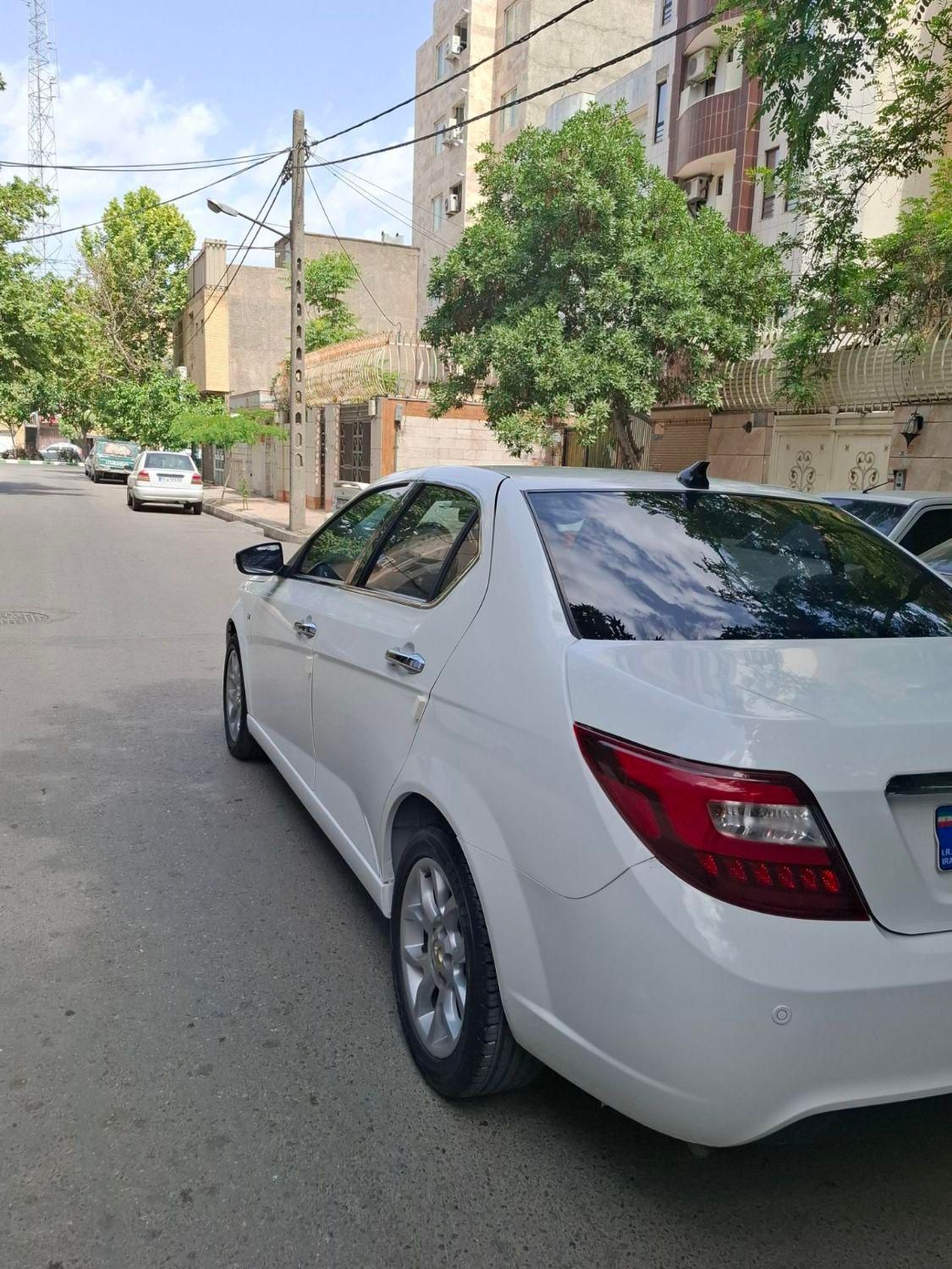 دنا پلاس توربو اتوماتیک - 1401