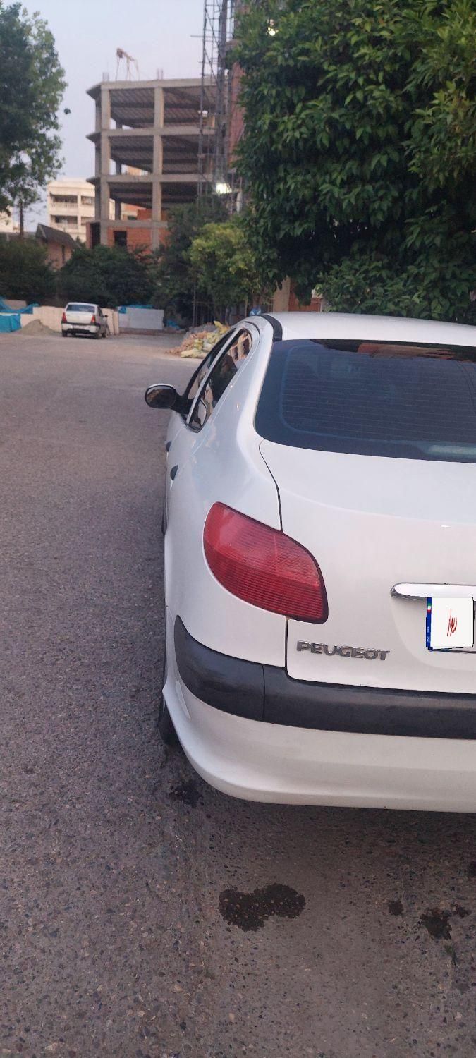 پژو ۲۰۶ صندوق دار v8 - 1387