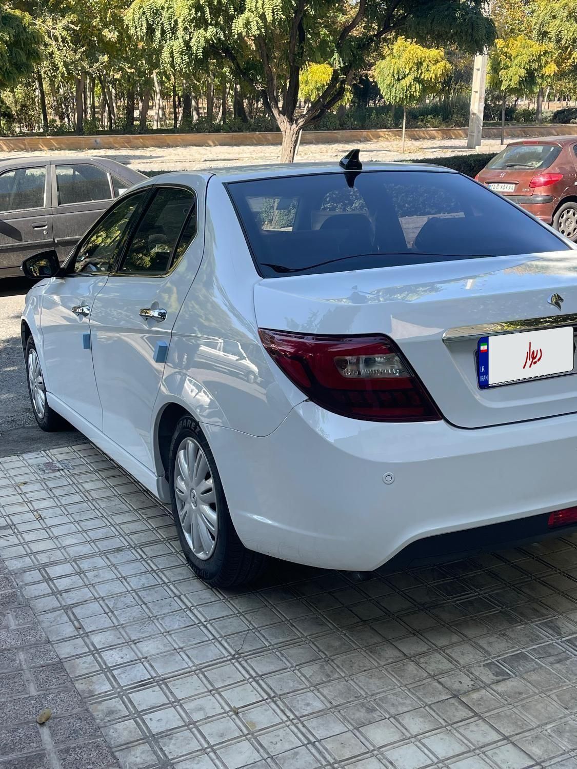 خودرو دنا، پلاس آگهی ann_18639235