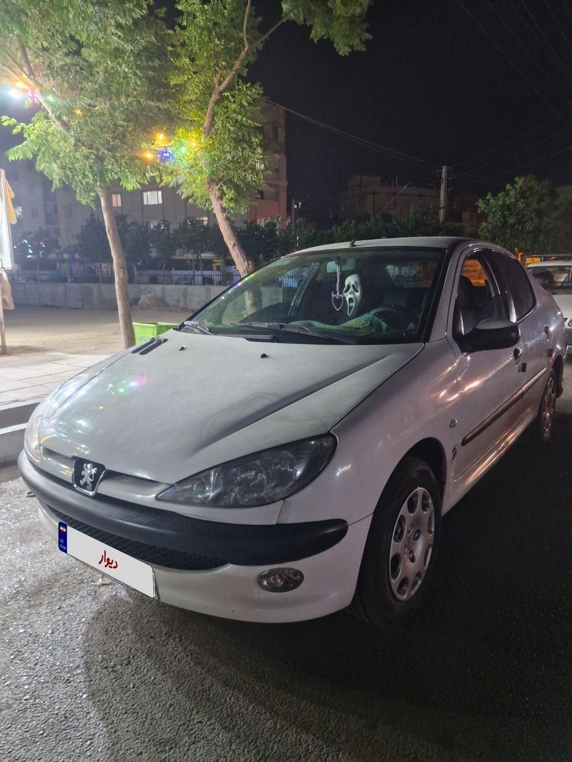 پژو ۲۰۶ صندوق دار v8 - 1389