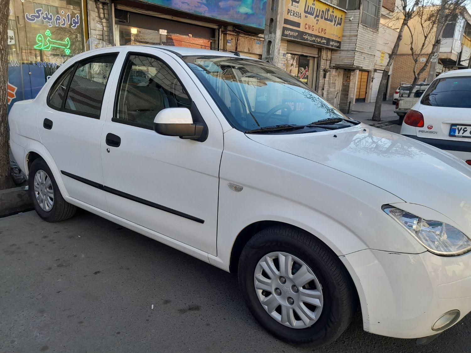 تیبا صندوق دار SX - 1396