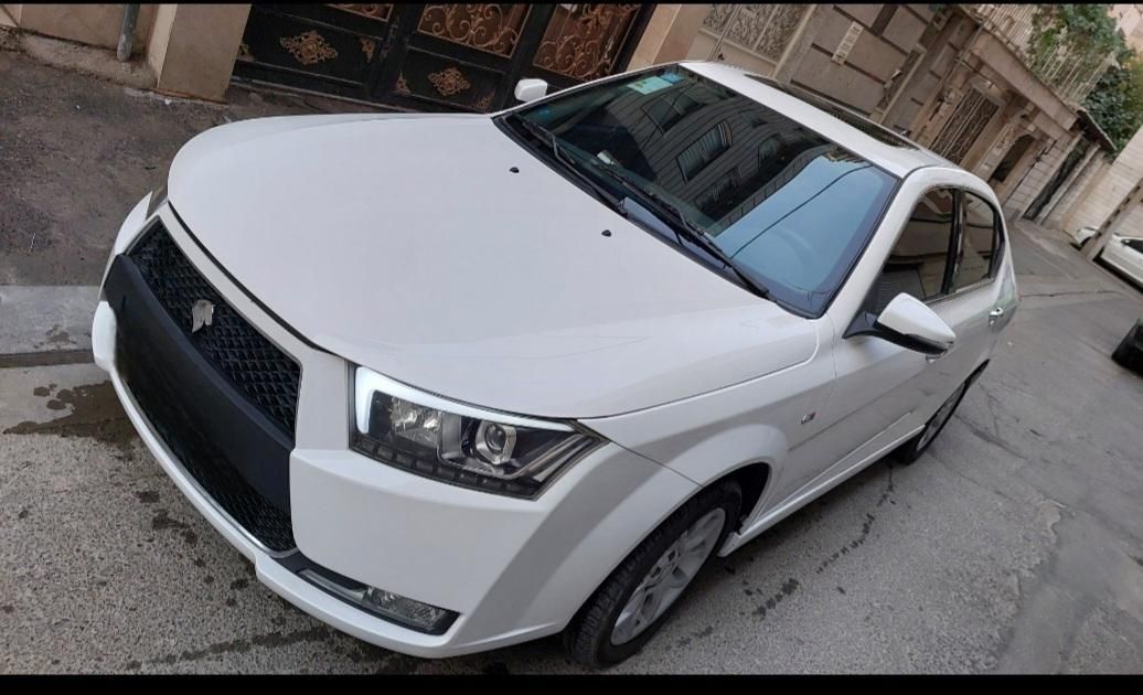 دنا پلاس توربو 6 دنده - 1401