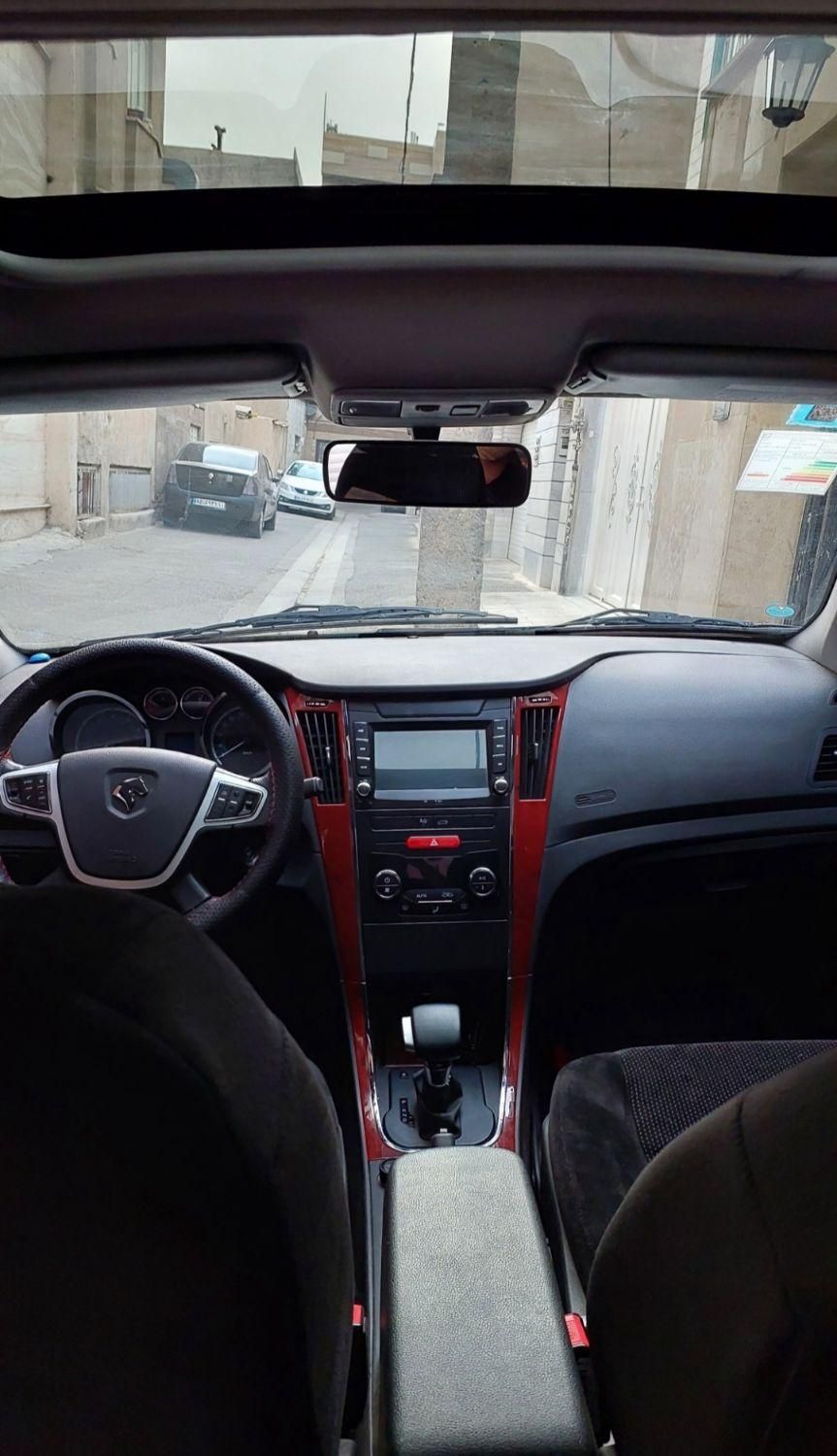 دنا پلاس توربو 6 دنده - 1401