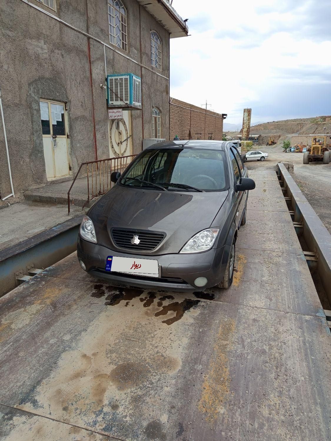 تیبا صندوق دار EX - 1389