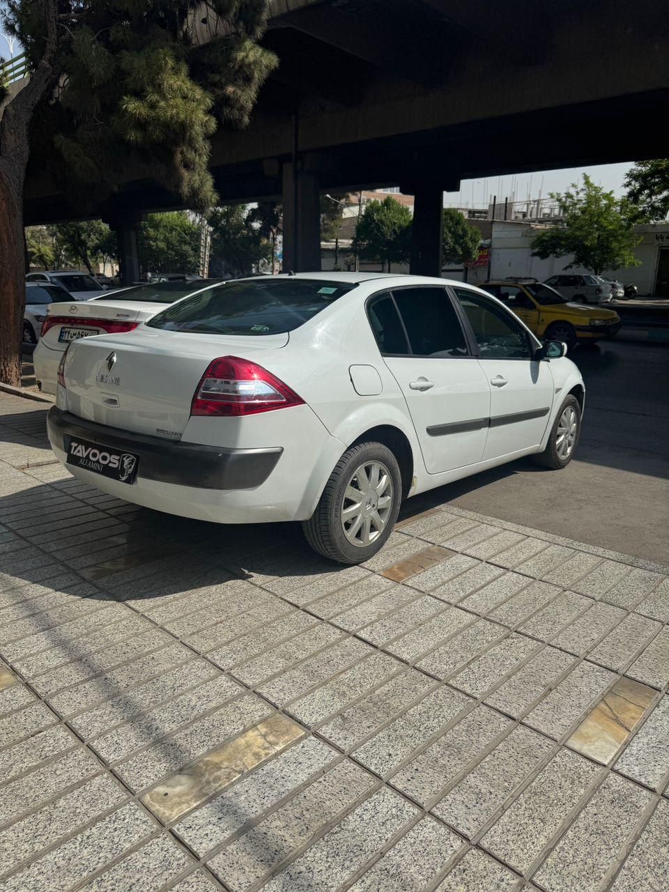 رنو مگان پارس خودرو 2000 - 1390
