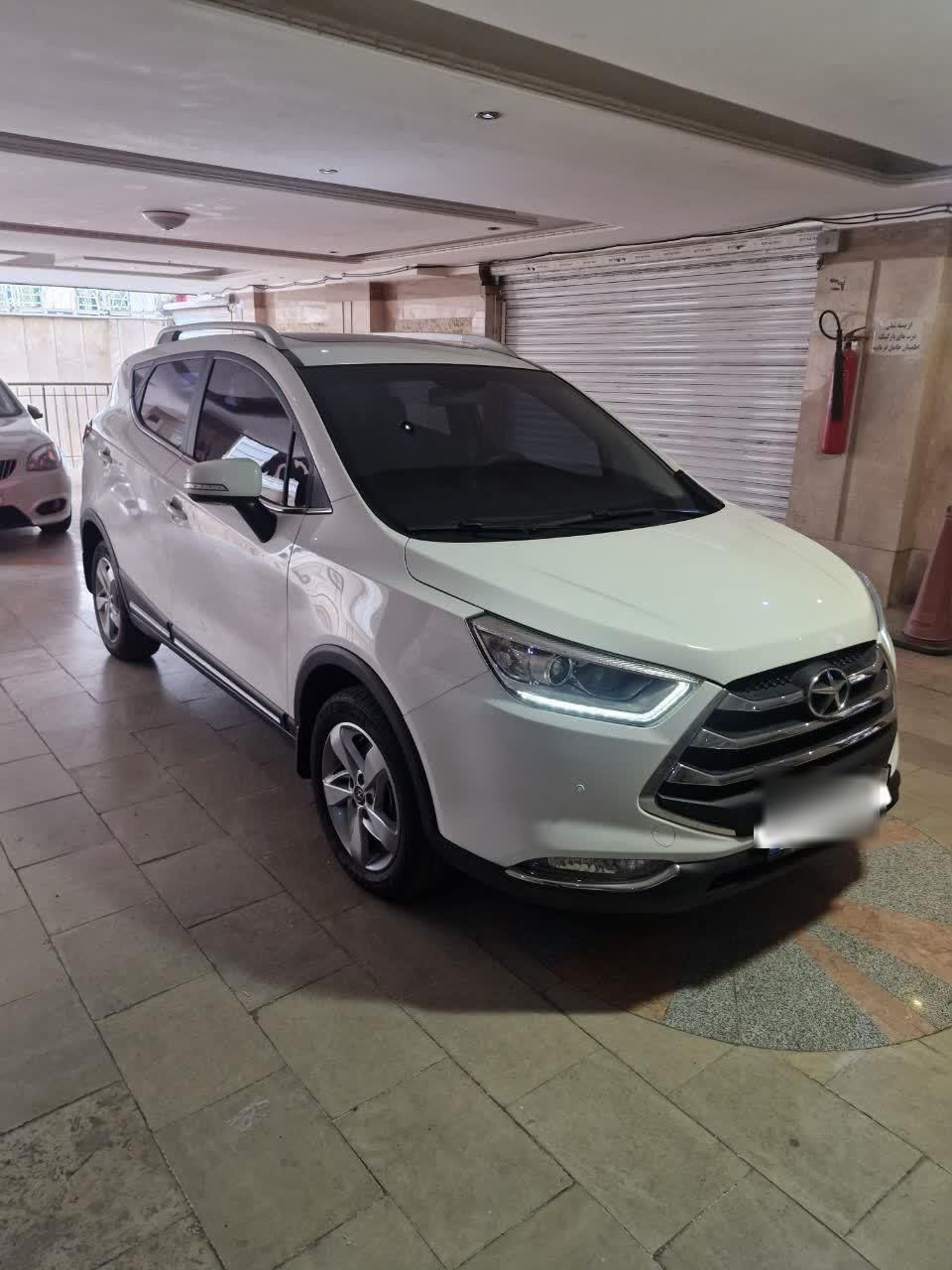 جک S3 اتوماتیک - 1402
