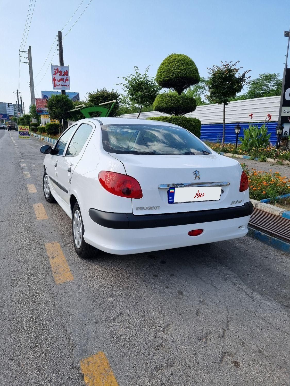 پژو ۲۰۶ صندوق دار v8 - 1397