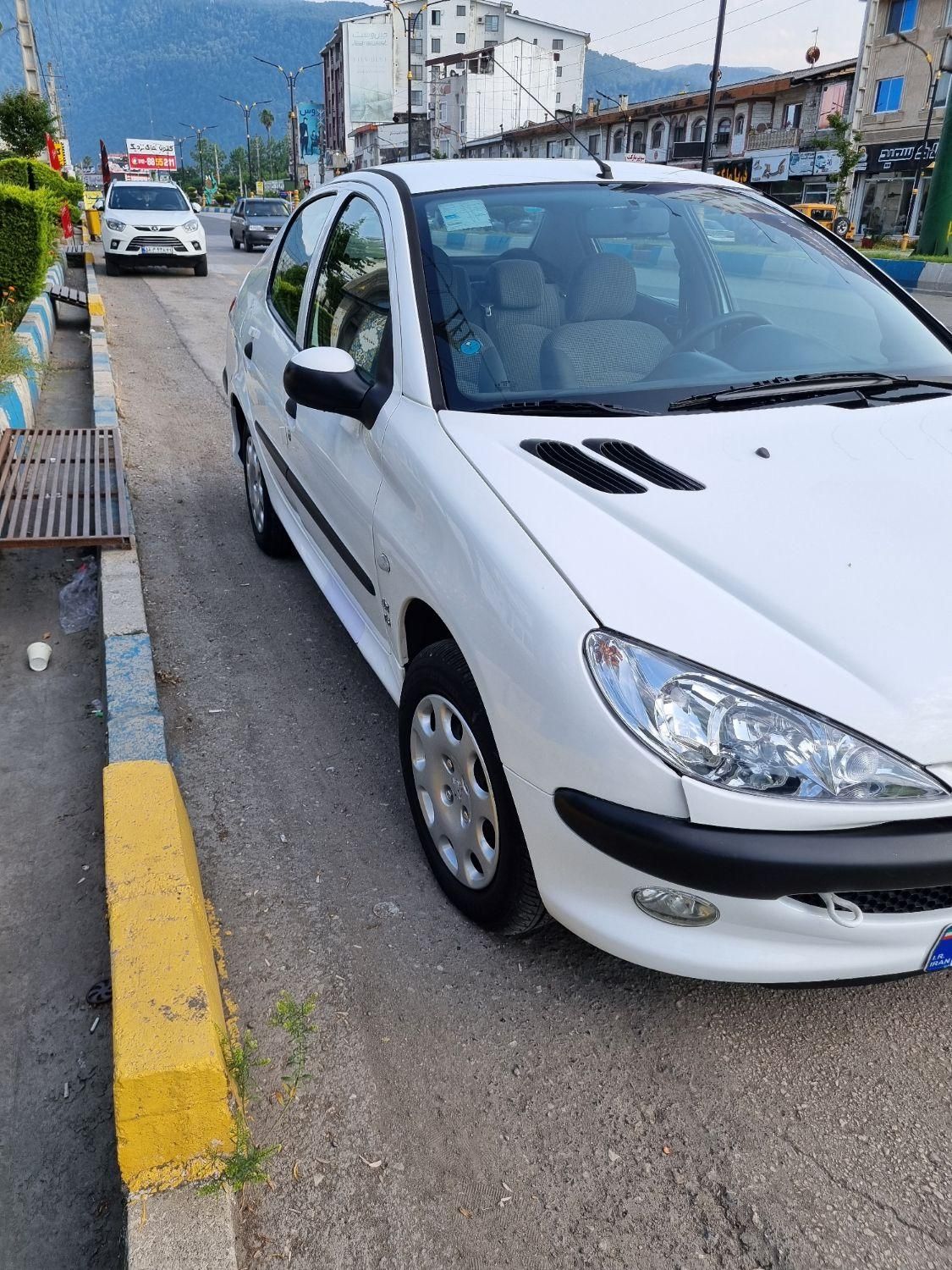 پژو ۲۰۶ صندوق دار v8 - 1397
