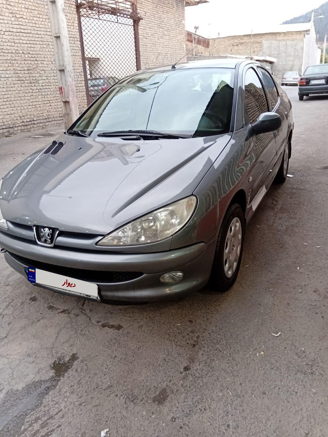 پژو ۲۰۶ صندوق دار v8 - 1394