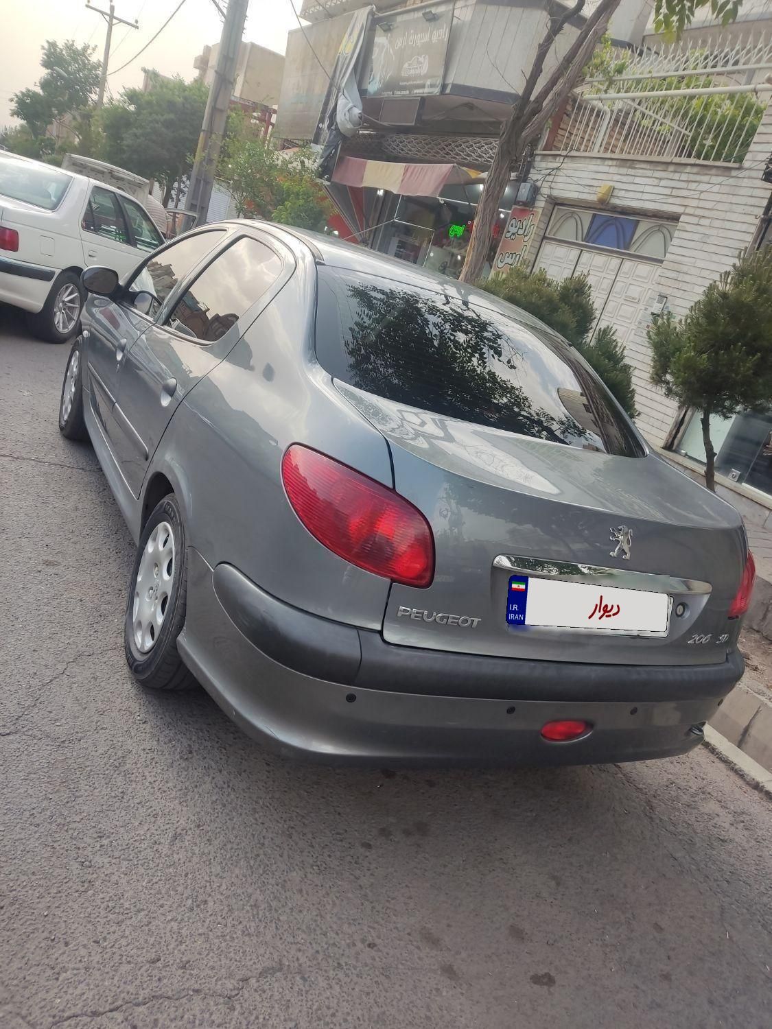 پژو ۲۰۶ صندوق دار v8 - 1387
