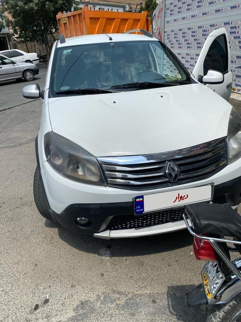 رنو ساندرو اتوماتیک - 1396