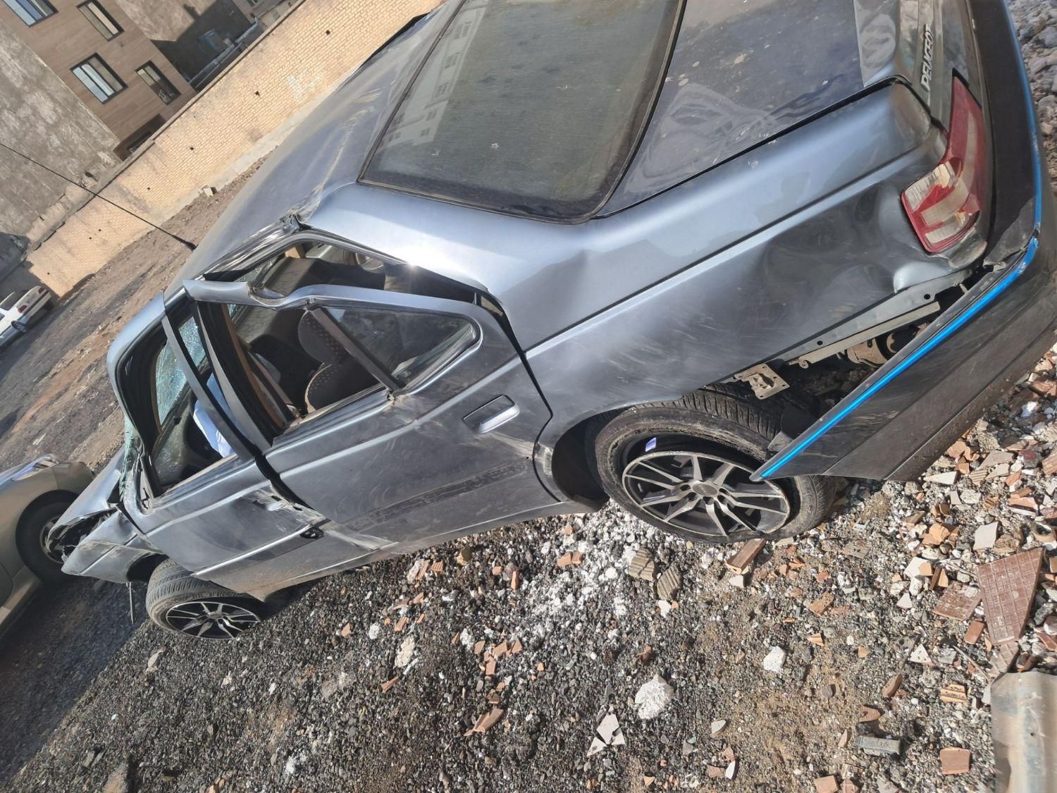 پژو 405 SLX بنزینی TU5 - 1391