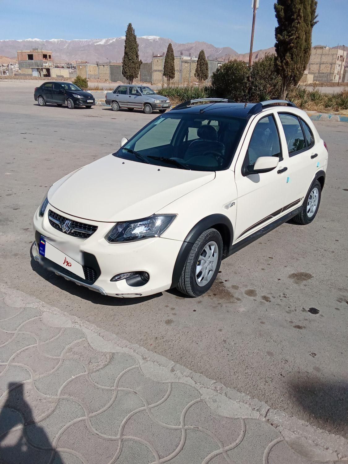 خودرو کوییک، R آگهی ann_18641850