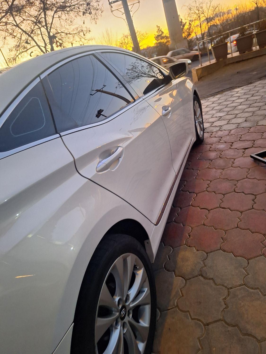 هیوندای آزرا (گرنجور) 2400cc - 2018