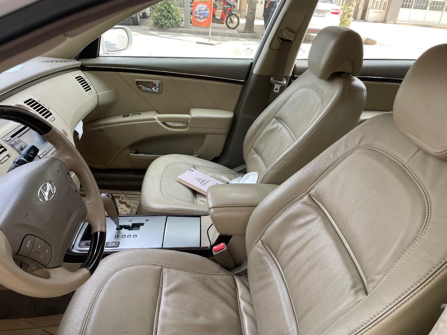 هیوندای آزرا (گرنجور) 3300cc - 2010