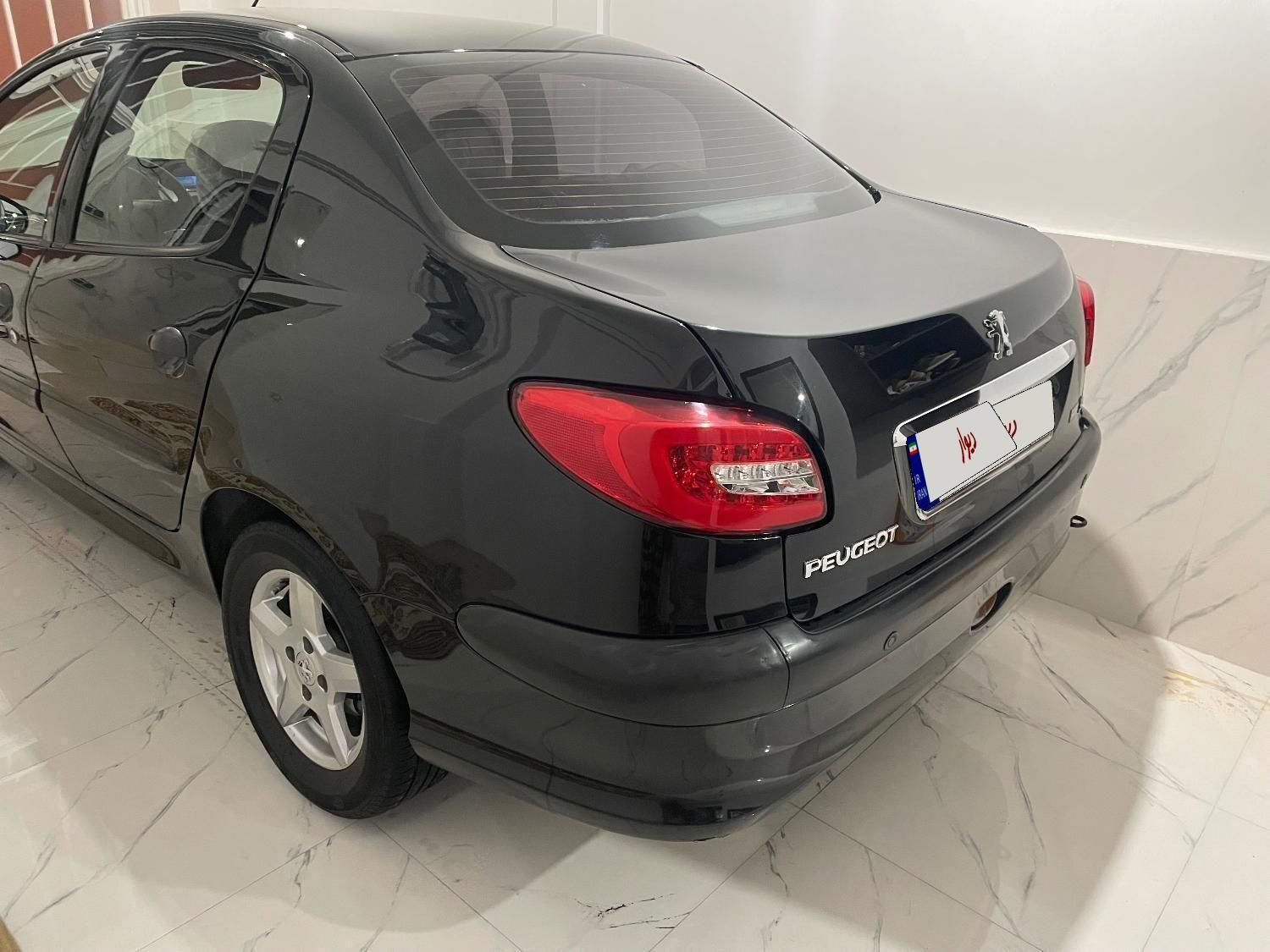 پژو ۲۰۶ صندوق دار v8 - 1395