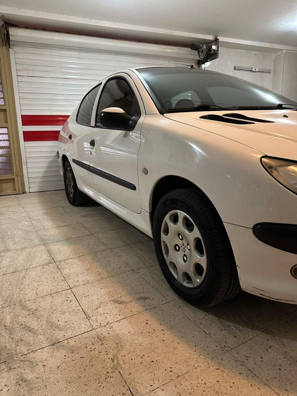 پژو ۲۰۶ صندوق دار v8 - 1398