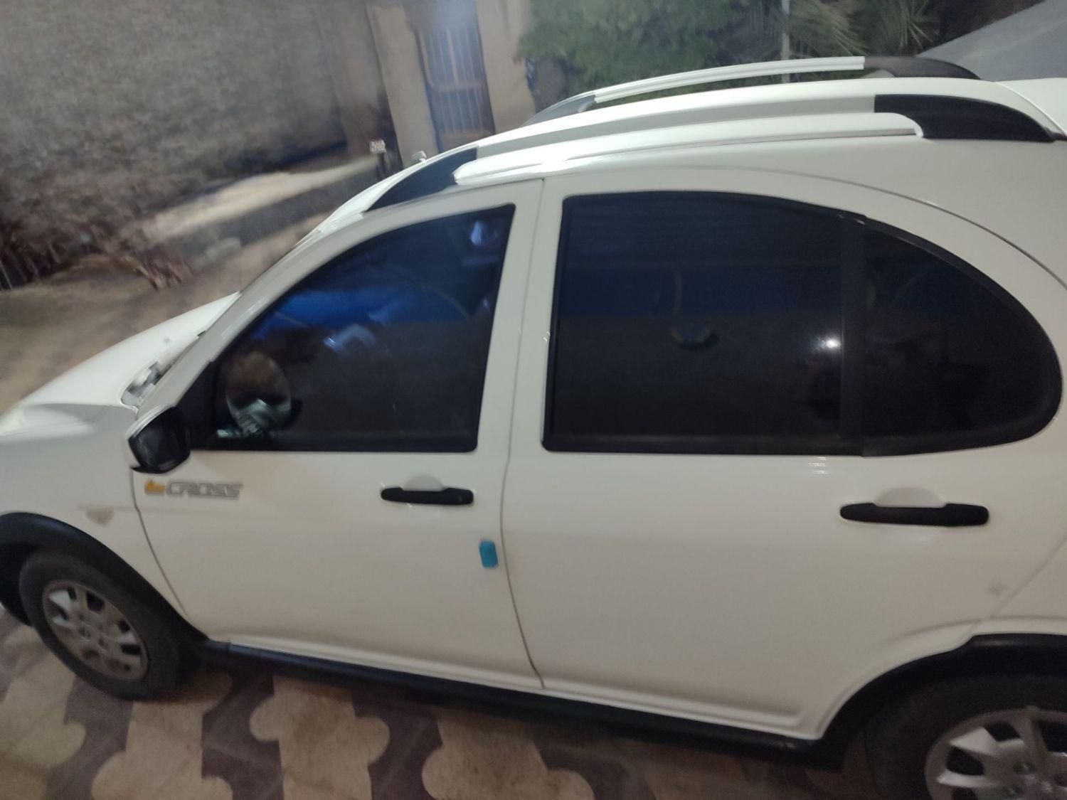 خودرو کوییک، معمولی آگهی ann_18643464
