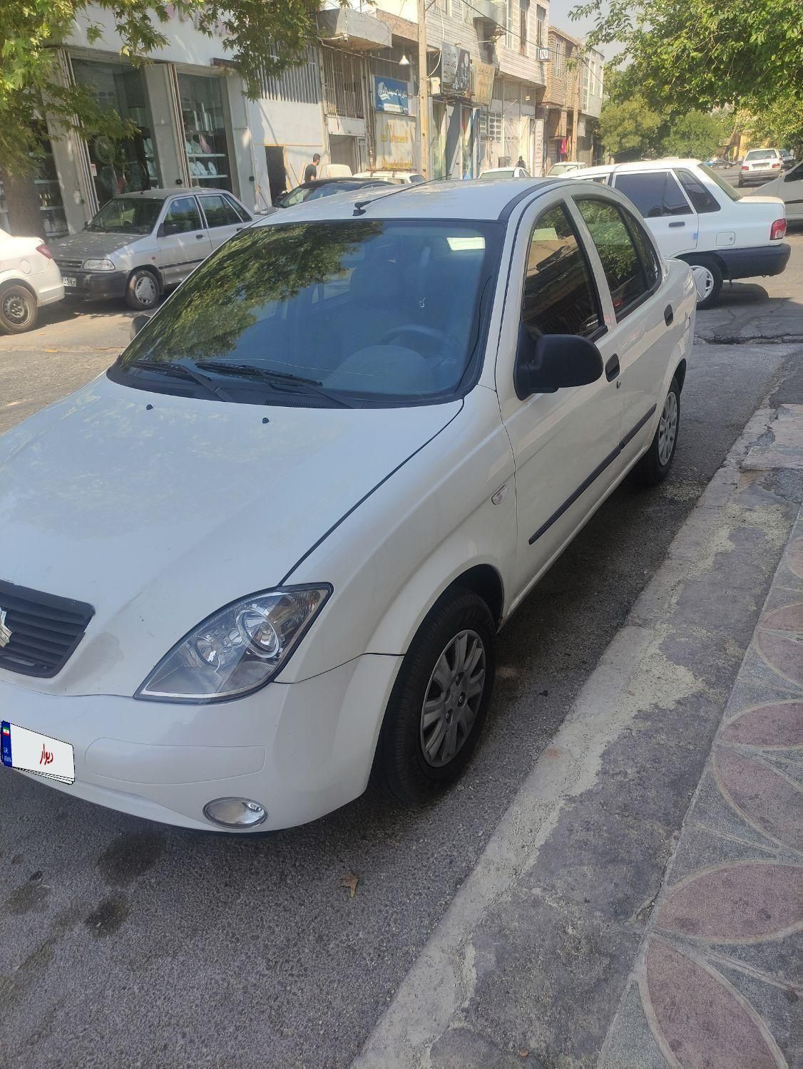 تیبا صندوق دار EX - 1395