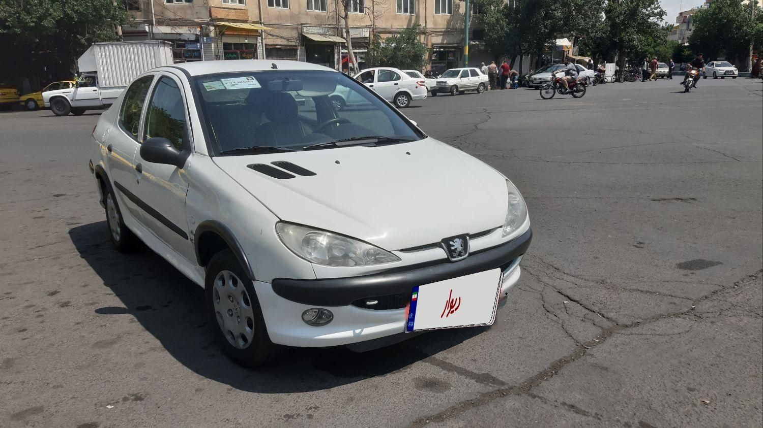 پژو ۲۰۶ صندوق دار v20 - 1389