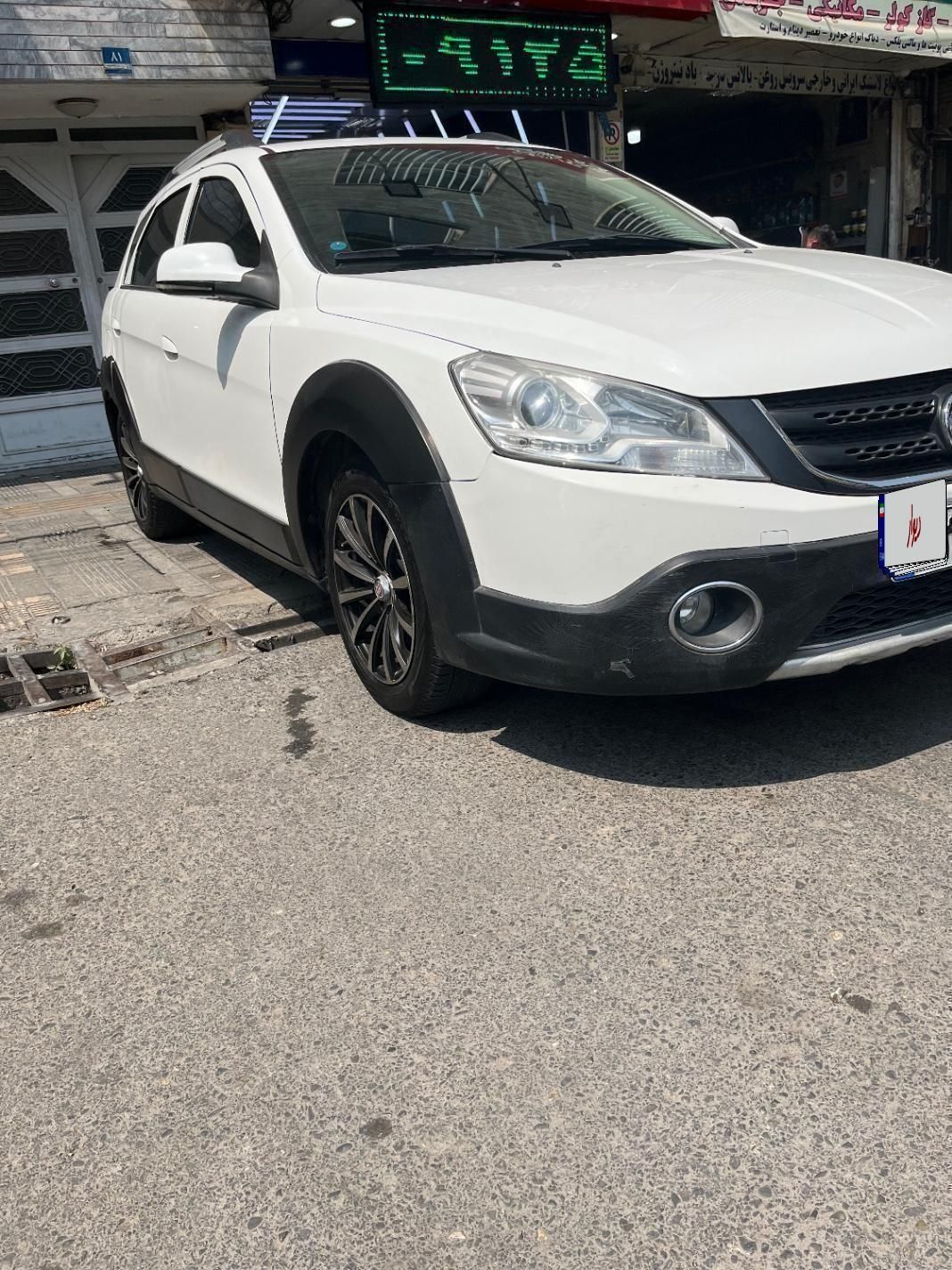 خودرو دانگ فنگ، H30 کراس آگهی ann_18644958