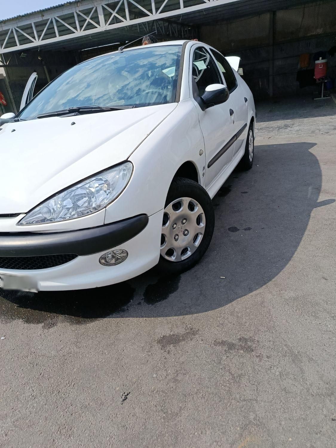 پژو ۲۰۶ صندوق دار v8 - 1396