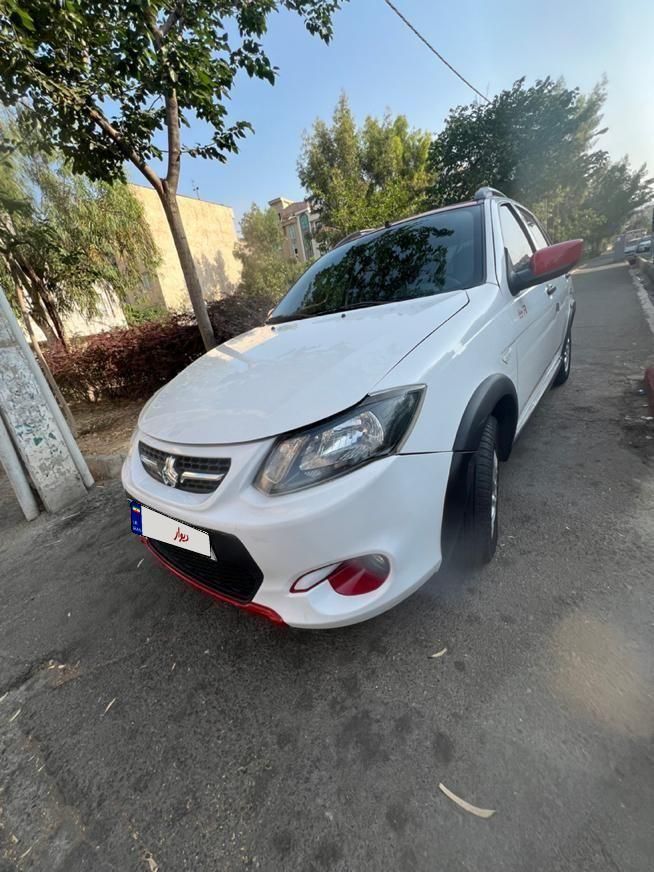 خودرو کوییک، R آگهی ann_18645344