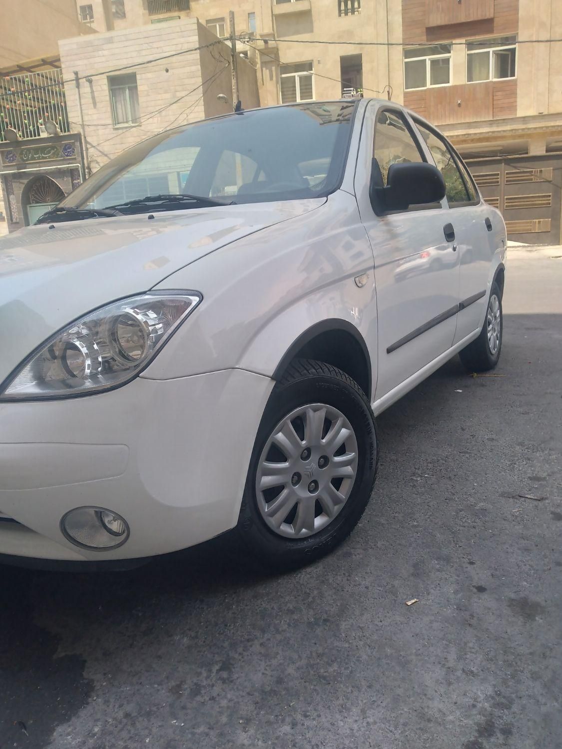 تیبا صندوق دار SX - 1399