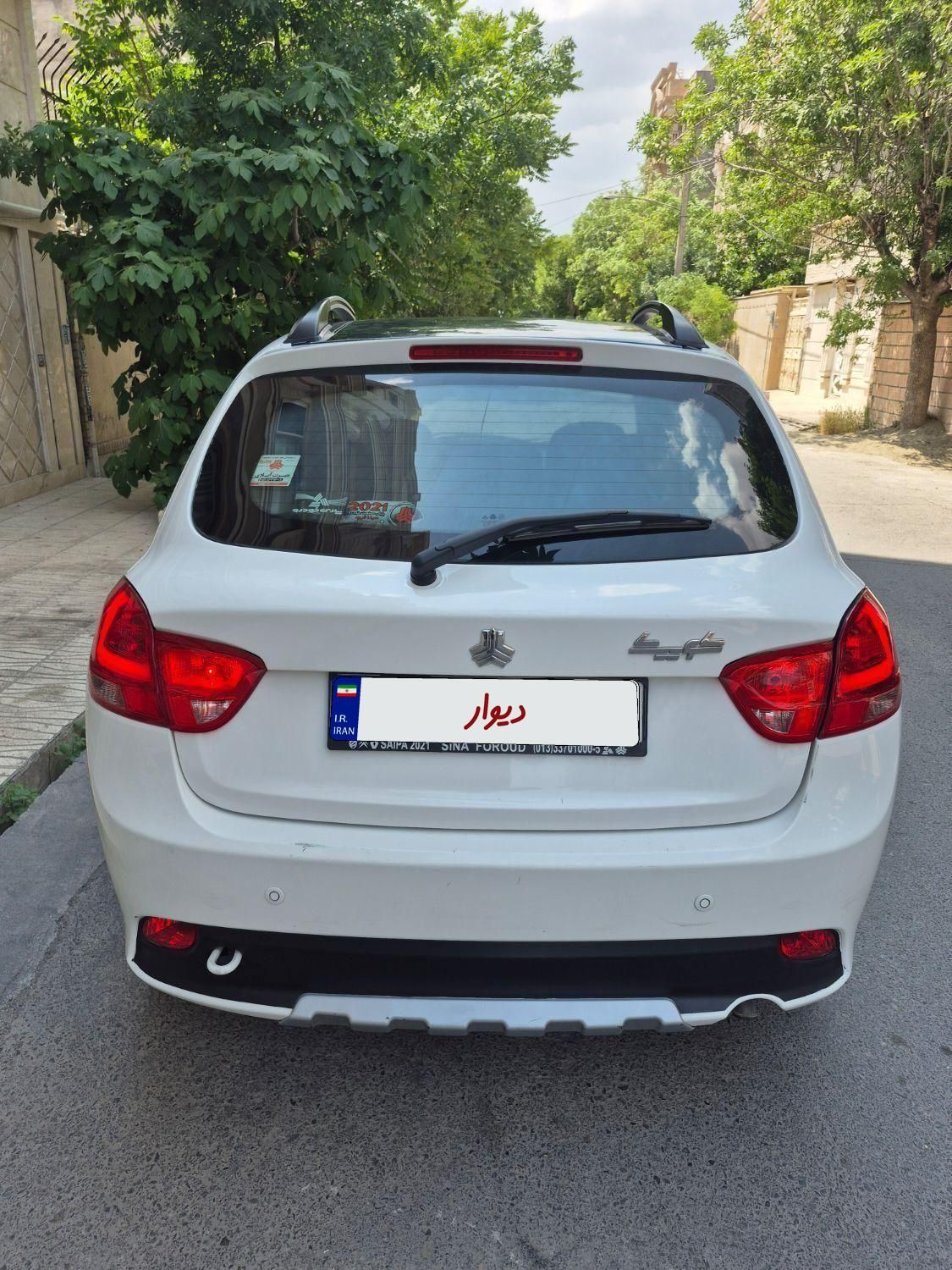 کوییک R دنده‌ای - 1402