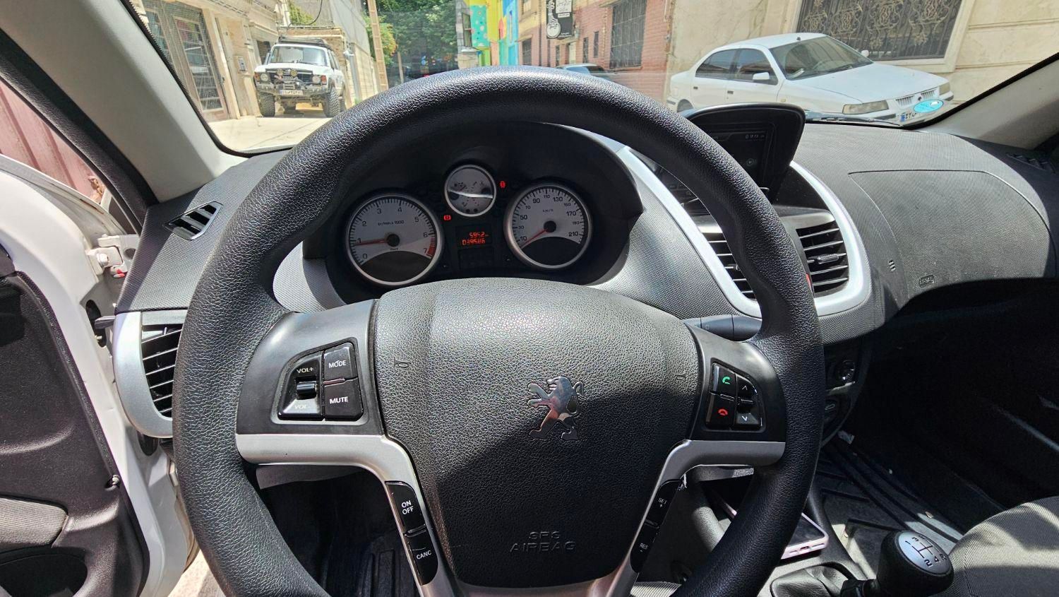 پژو 207 دنده‌ای TU3 - 1402