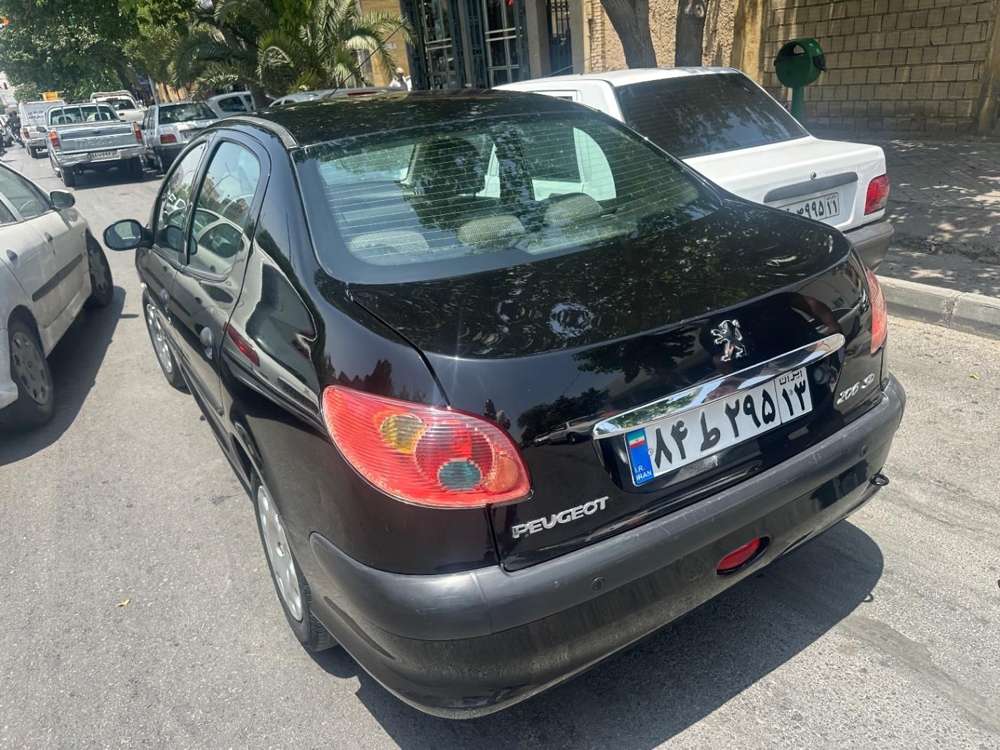 پژو ۲۰۶ صندوق دار v8 - 1396