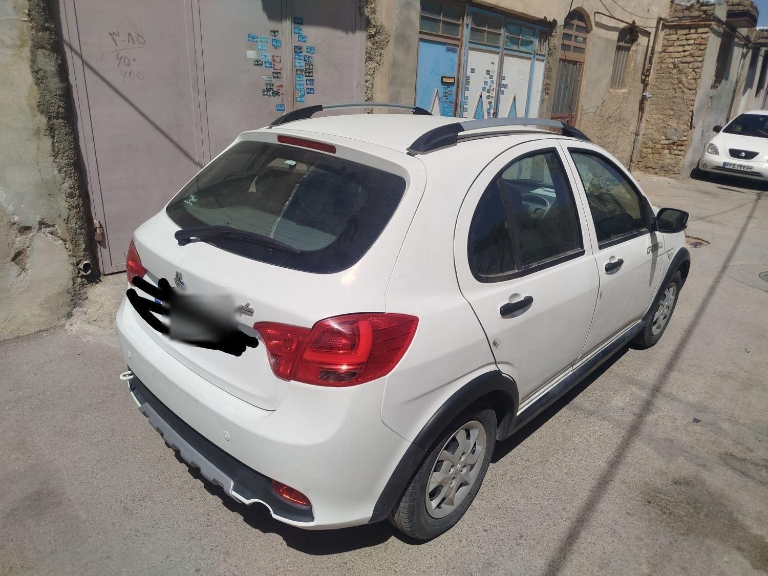 خودرو کوییک، معمولی آگهی ann_18646411