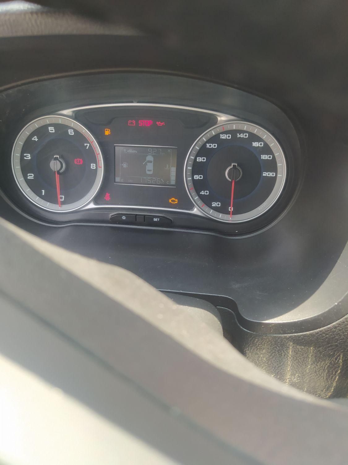 کوییک R دنده‌ای - 1402