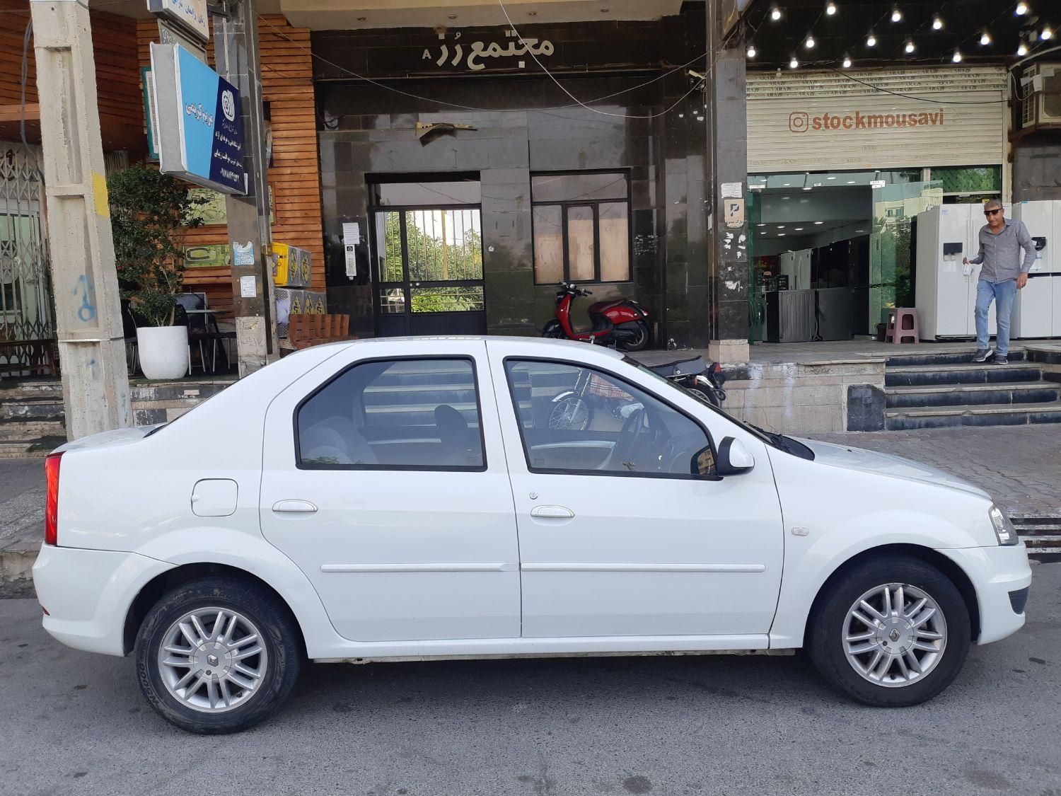 رنو تندر 90 پلاس اتوماتیک - 1396
