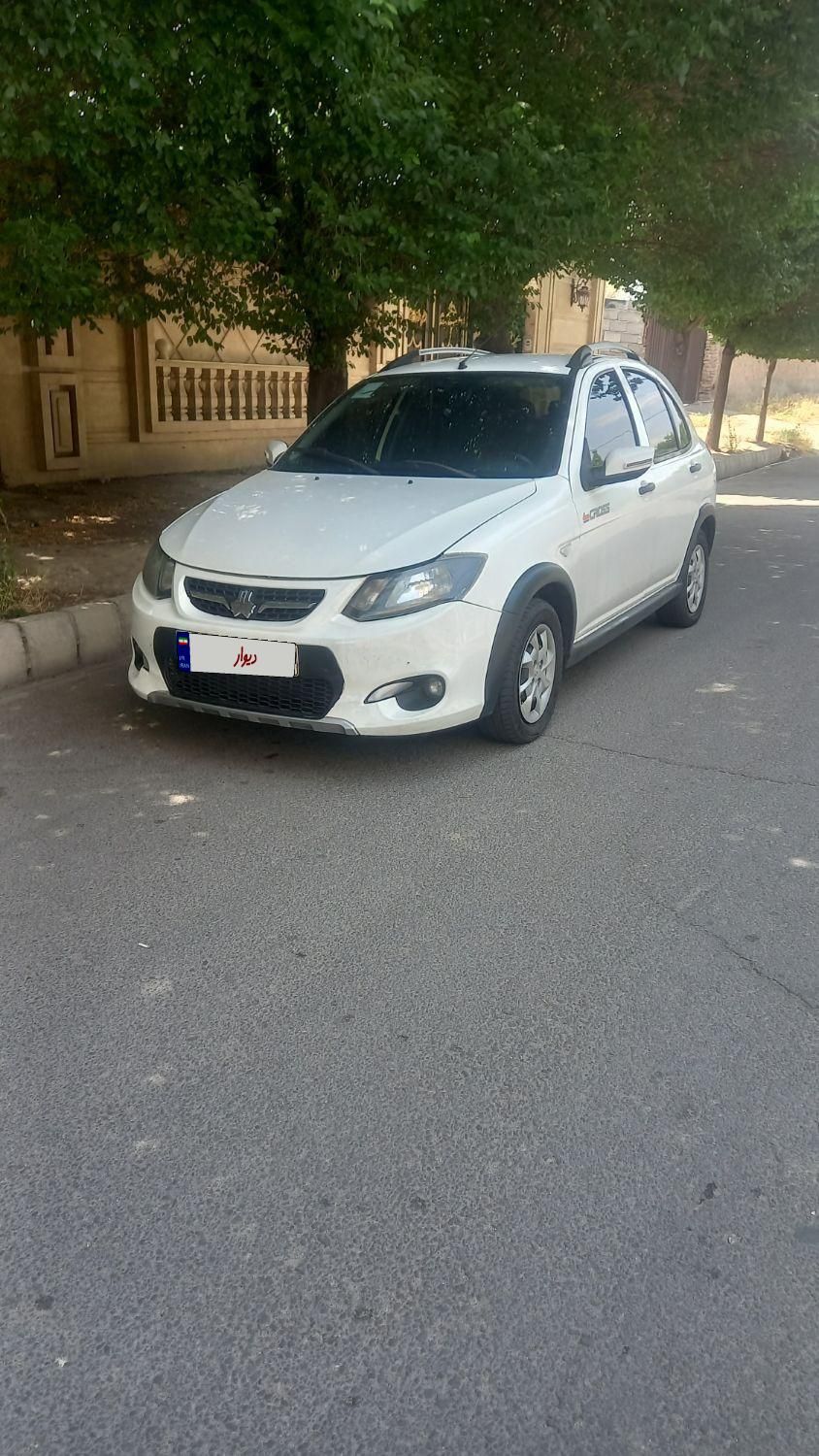 خودرو کوییک، معمولی آگهی ann_18647355