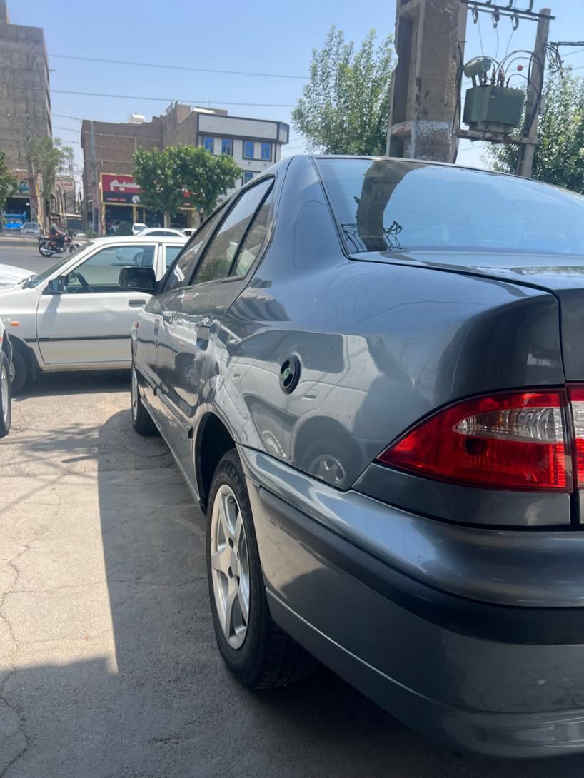 سمند LX XU7 - 1386
