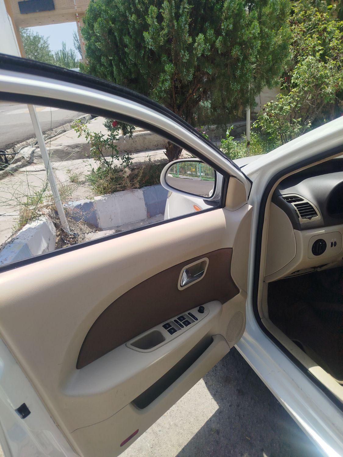 ام وی ام 315 صندوقدار ساده دنده ای - 1391