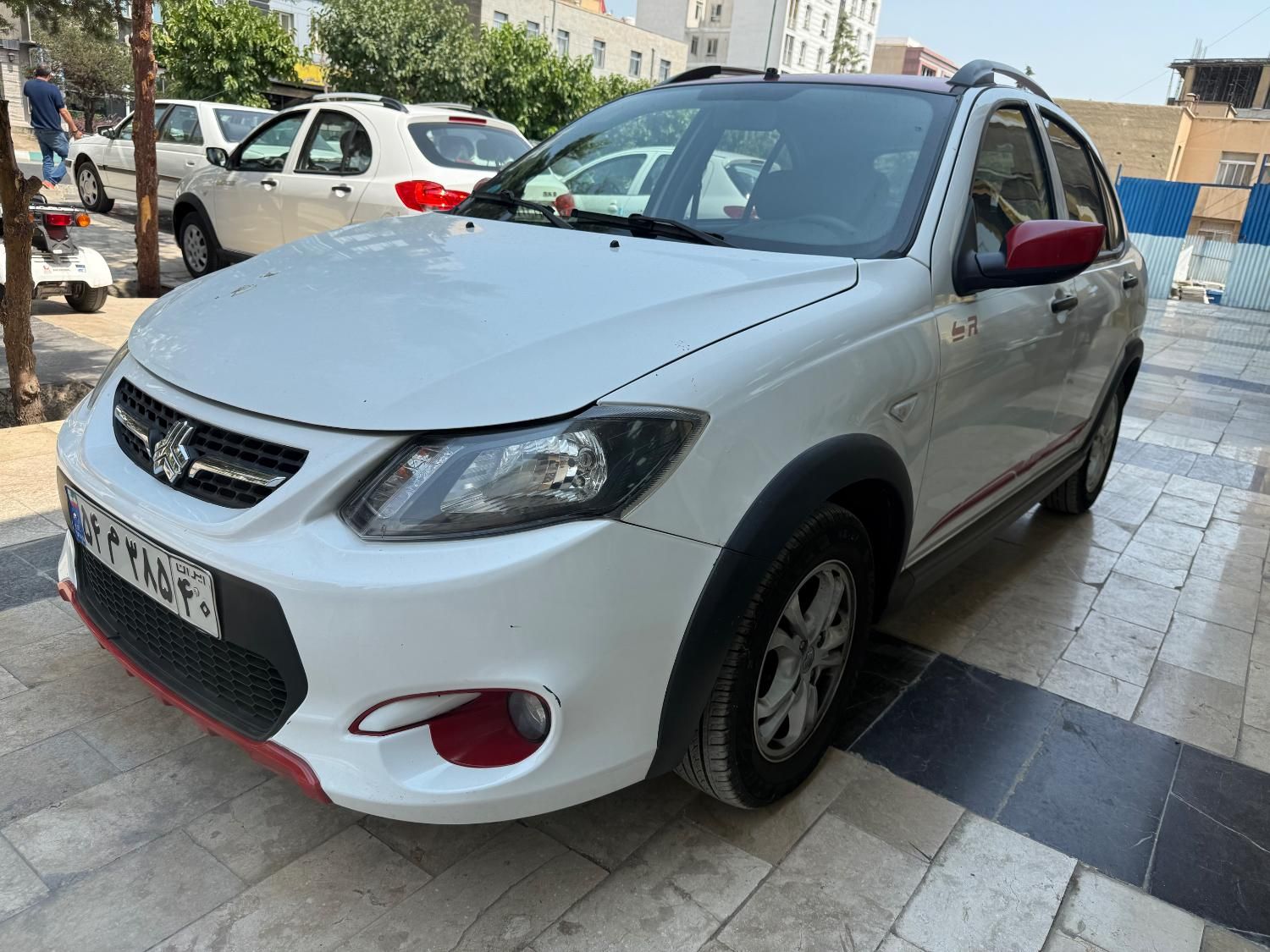 خودرو کوییک، R آگهی ann_18649867